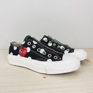 Comme Des Garcons PLAY x Converse Chuck Taylor All Star Polka Dot Low Tops